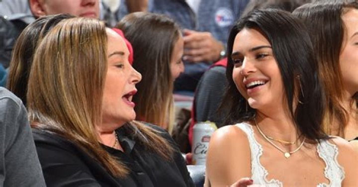 Kendall Jenner Hangs With Ben Simmons’ Mom At A Sixers Game, How Cute Is That?!